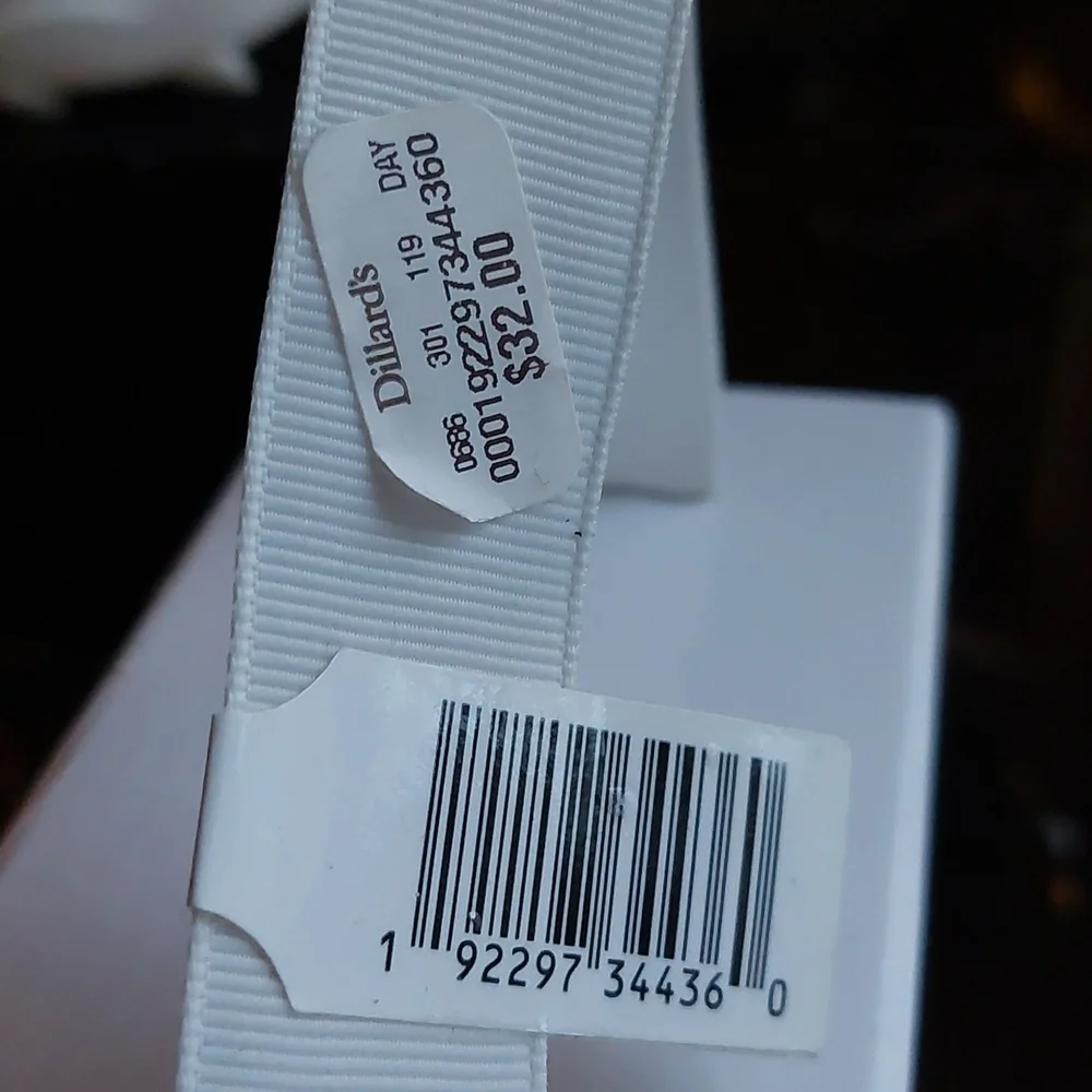 Michael Kors Baby Shoes size 2 - Picture 4 of 4